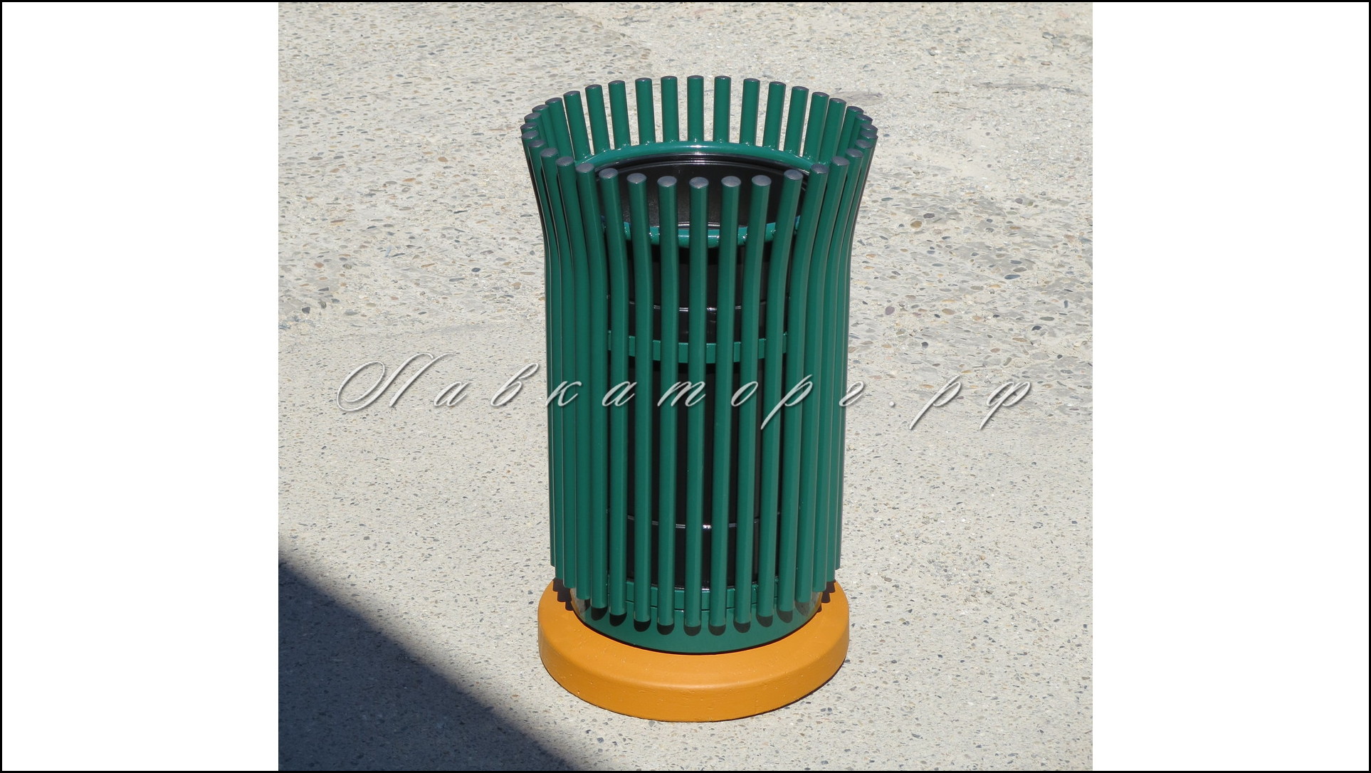 металлические на бетоне