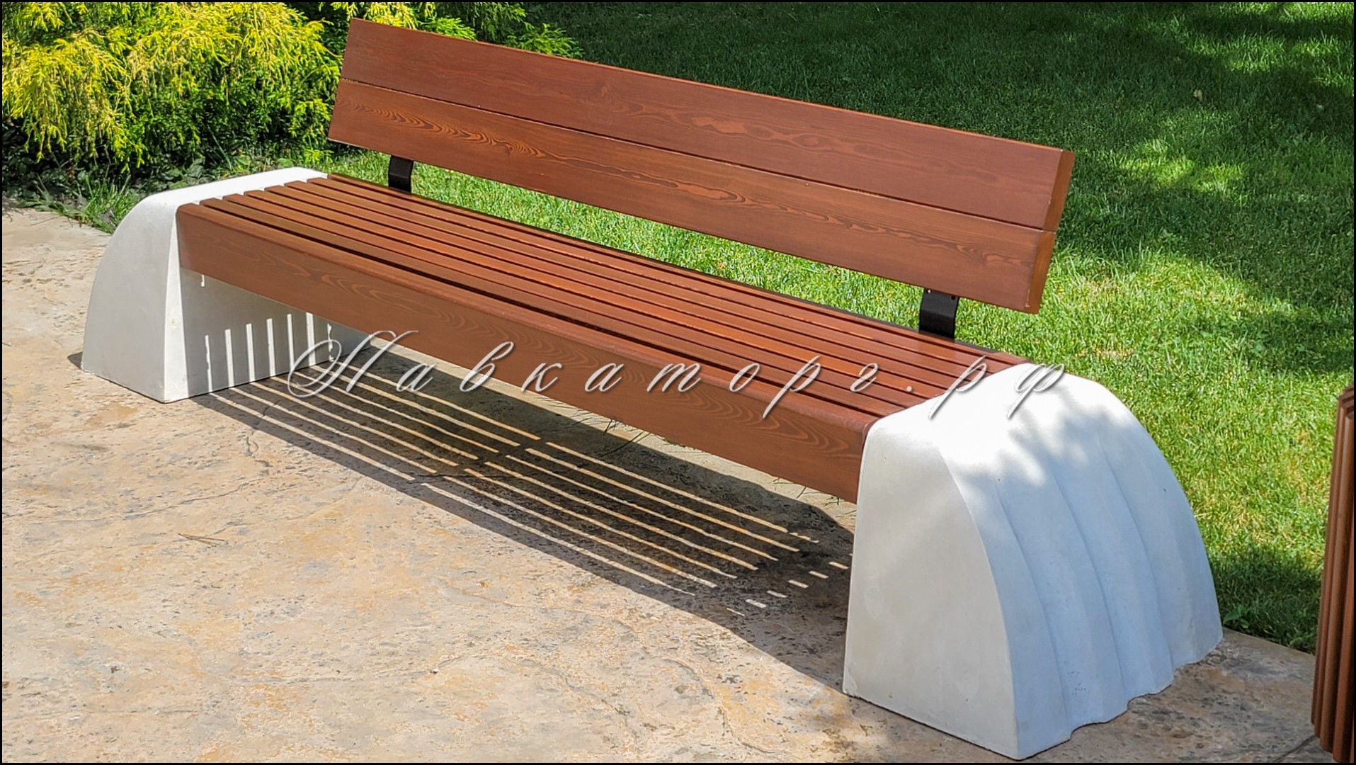 Парковые диваны  из дерева и бетона СБл-22