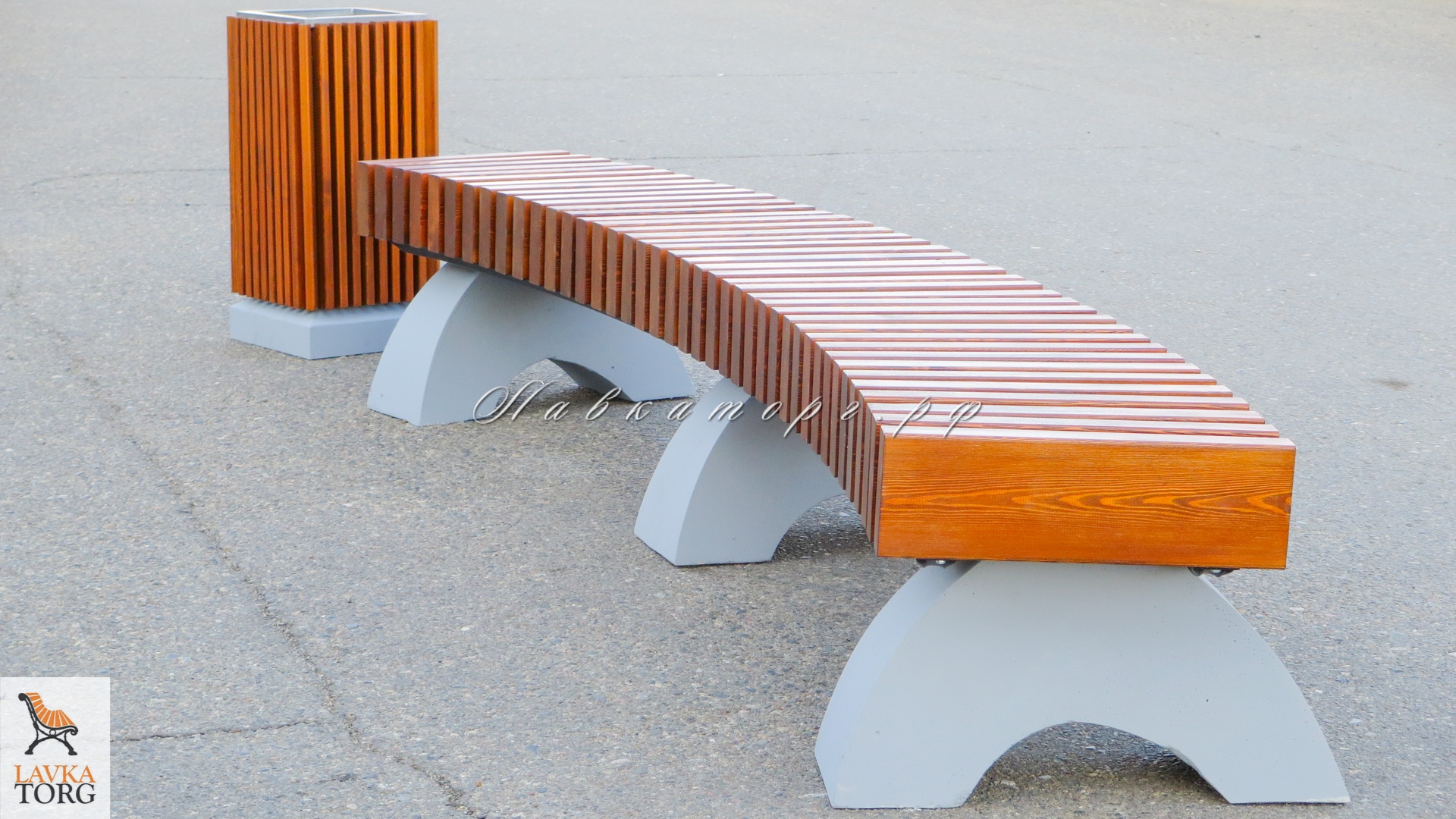 Скамейки радиусные без спинки на бетоне СБлв-рб