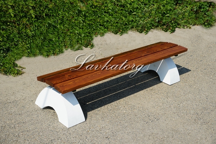 Скамейка без спинки на бетоне СБл-2Б