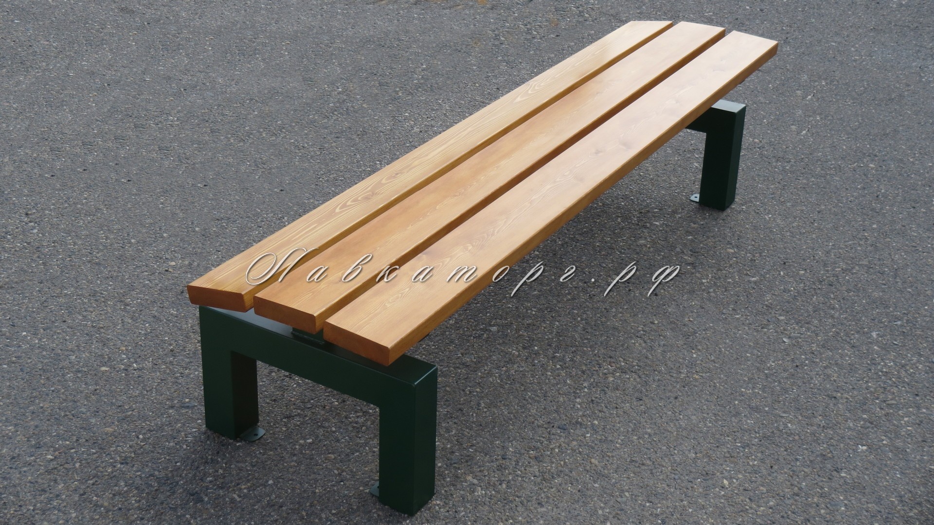 Лавочка СТ80л-2Б из лиственницы и металла (новый дизайн)