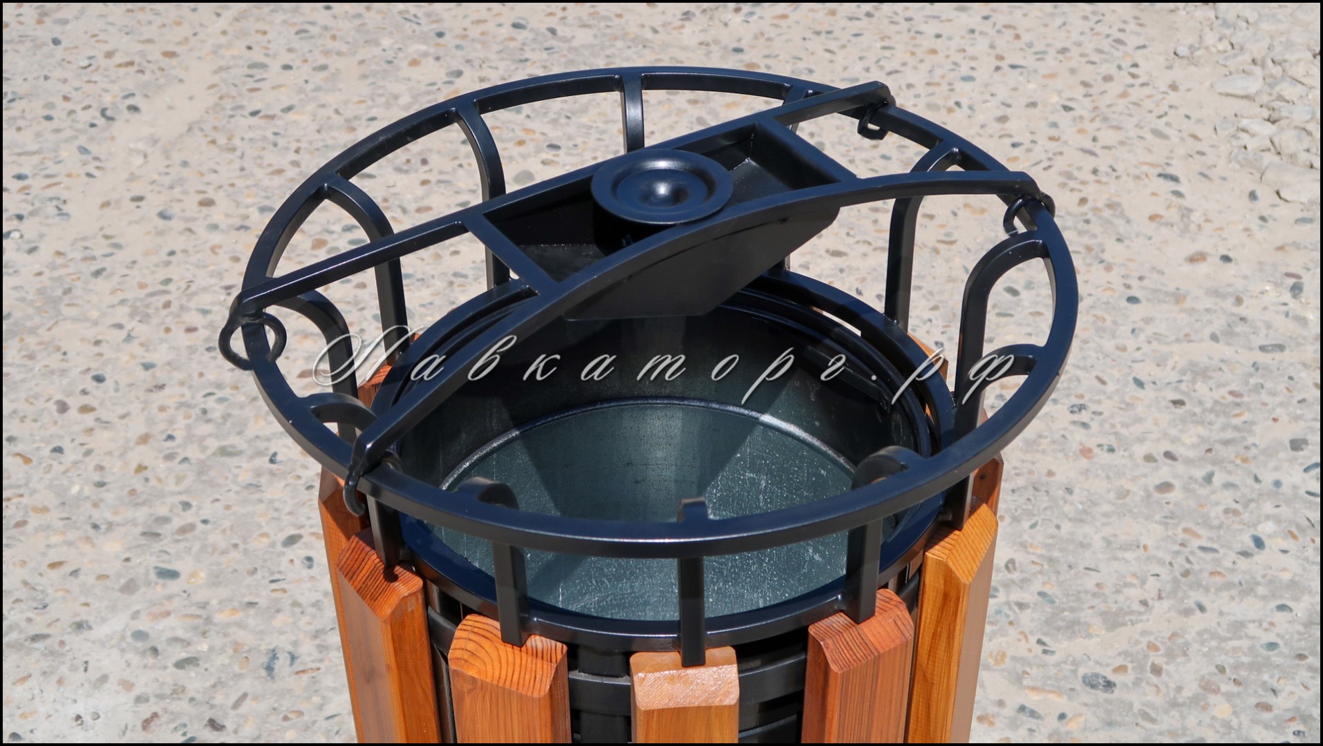 Урны парковые деревянные с пепельницей УМл-2кп