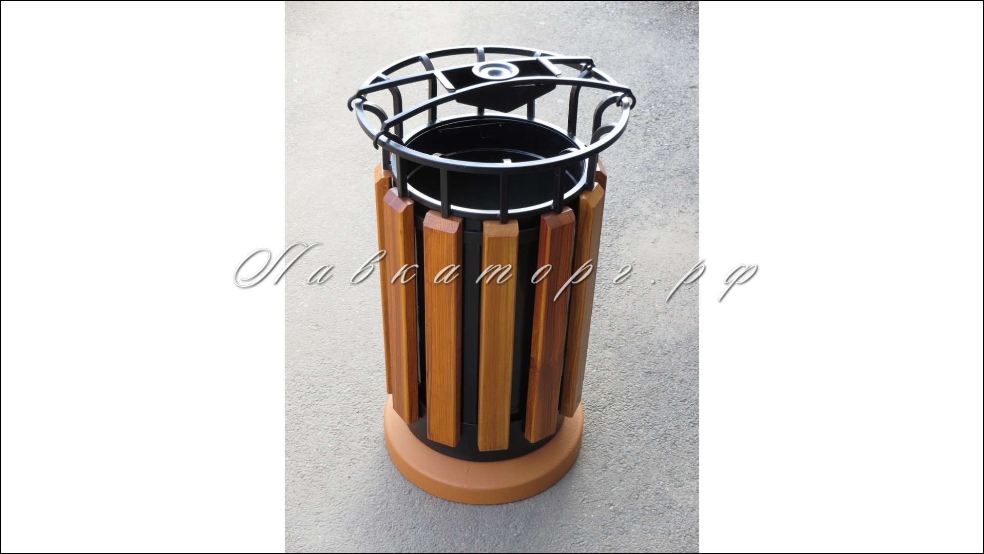 Урны круглые с пепельницей на бетонеУМл-2кпб