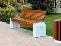 Комплект уличной мебели из дерева и бетона