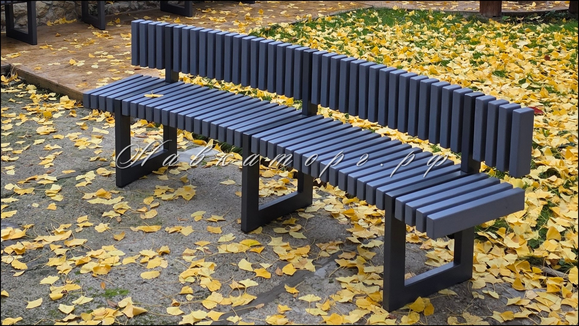 Скамья радиусная со спинкой СТ80х40л-рЛ из лиственницы